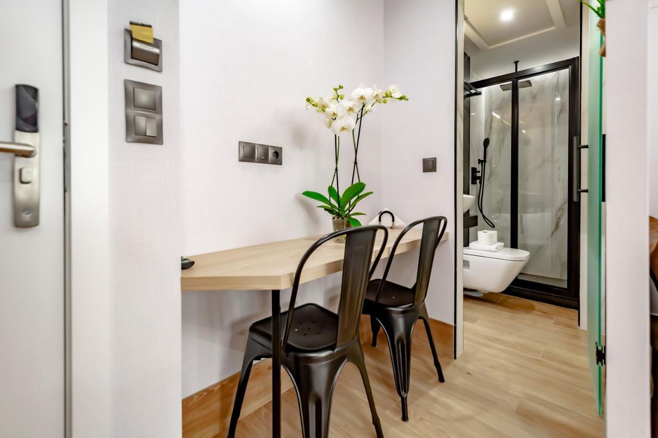 Dobohomes - Montesa 20 Apartamentos Madrid Exterior photo